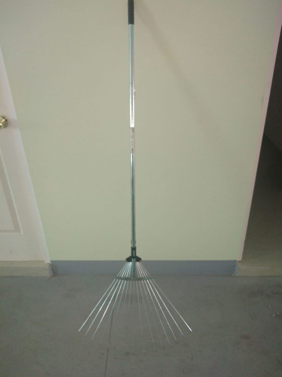 ESCOBA PARA JARDIN RETRACTIL 15D -143013-FOY- 0