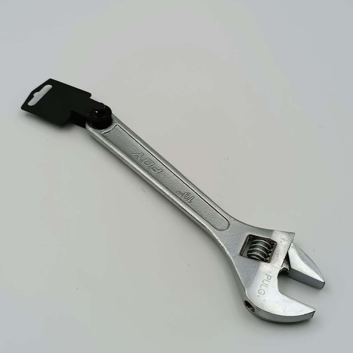 LLAVE AJUSTABLE 10 CROMADA. -140410-FOY-2