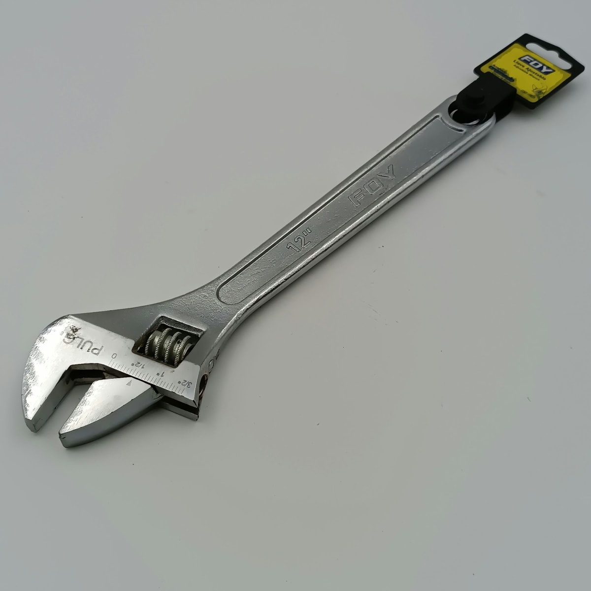 LLAVE AJUSTABLE 12 CROMADA. -140412-FOY- 0