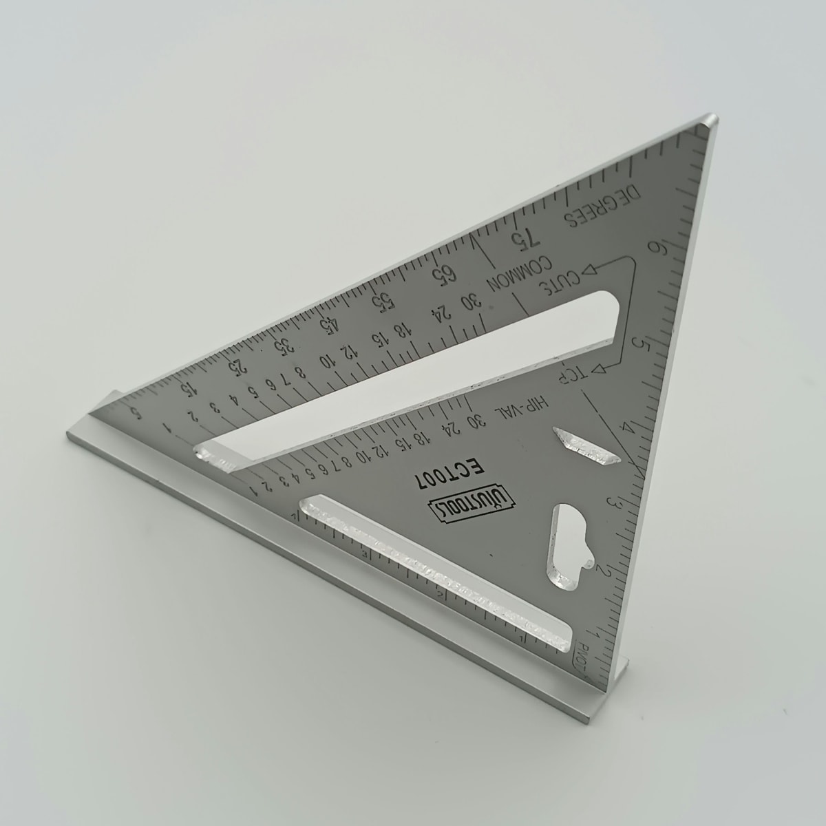 ESCUADRA TRIANGULAR ALUMINIO 7 PULGADAS UYUSTOOLSS. ECT0073