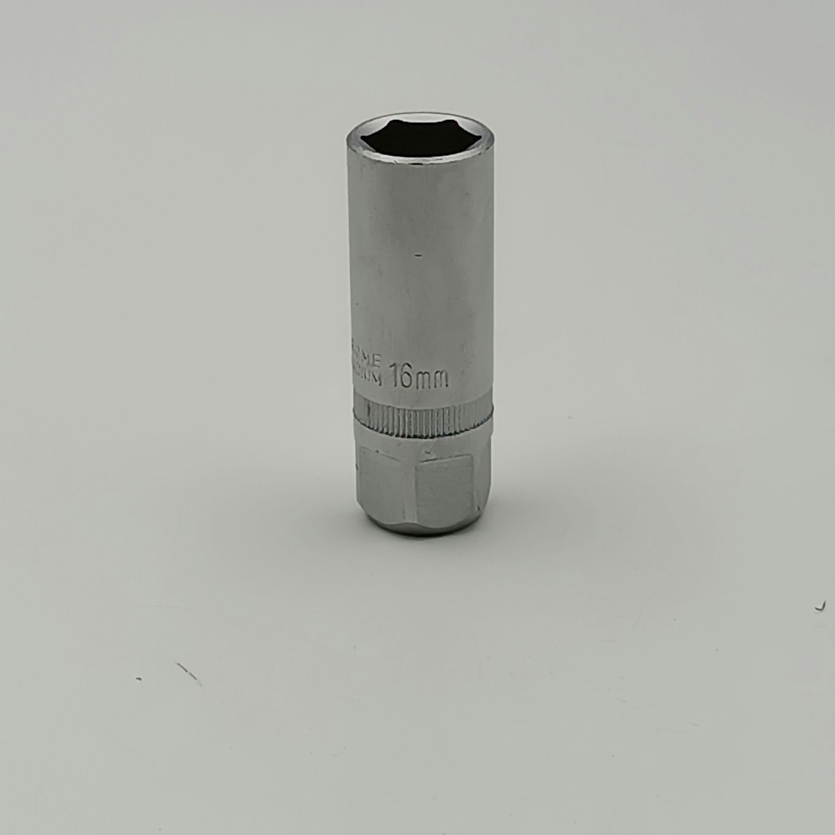 DADO TAIWAN CR-V 16MM SPARK PLUG (BUJIA) UYUSTOOLSS DAV1162