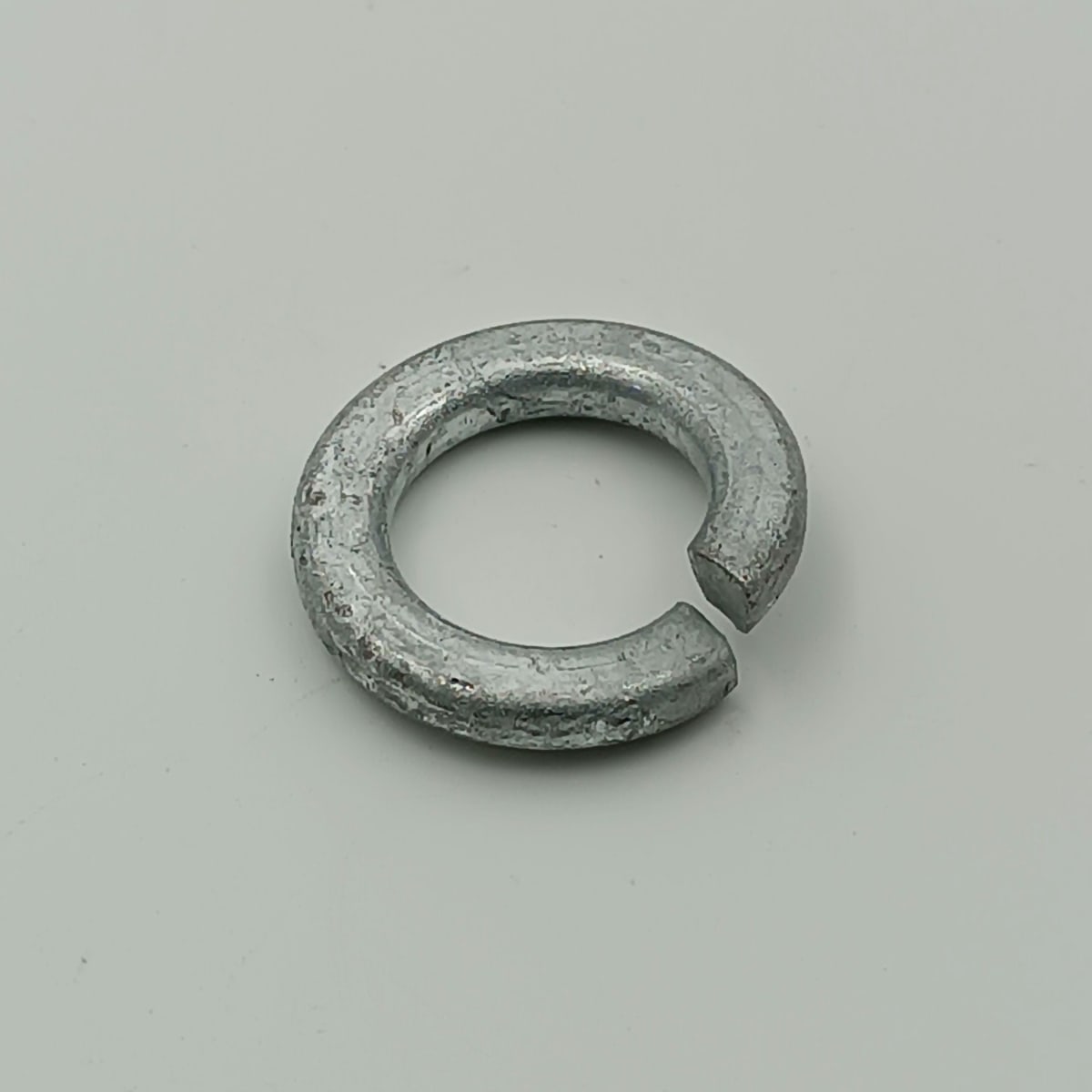 GOLILLA PRESION 1/4 GALVANIZADA2