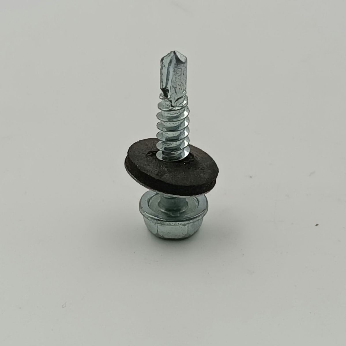 AUTOPERFORANTE HEXAGONAL CON GOLILLA METAL + EPDM CINCADO 1/4-14 X 82