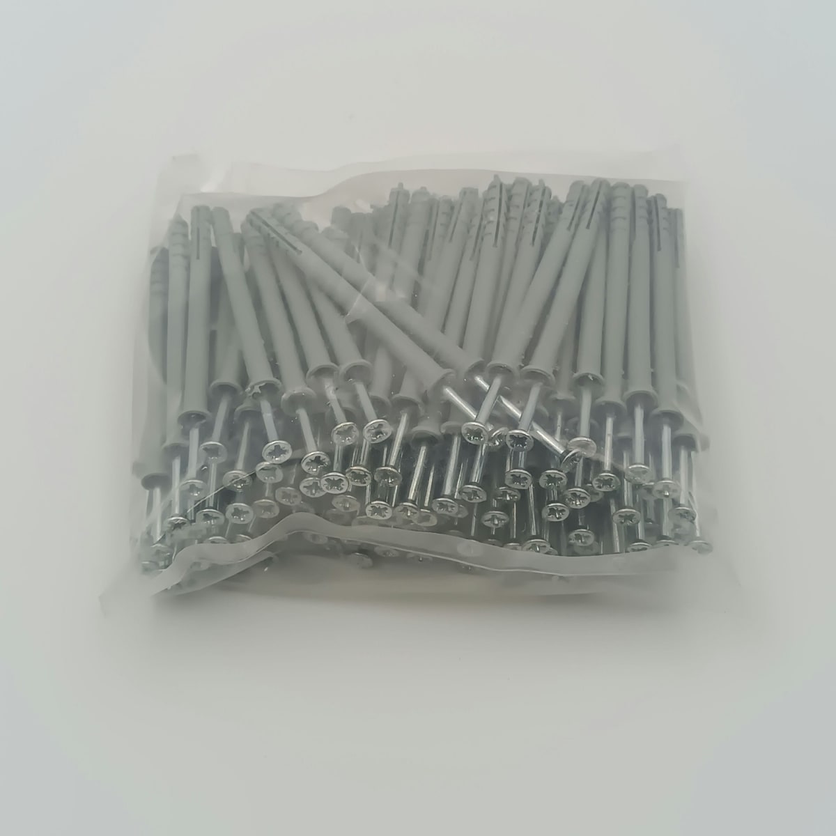 100 TARUGO CLAVO 6 X 80 MM.2