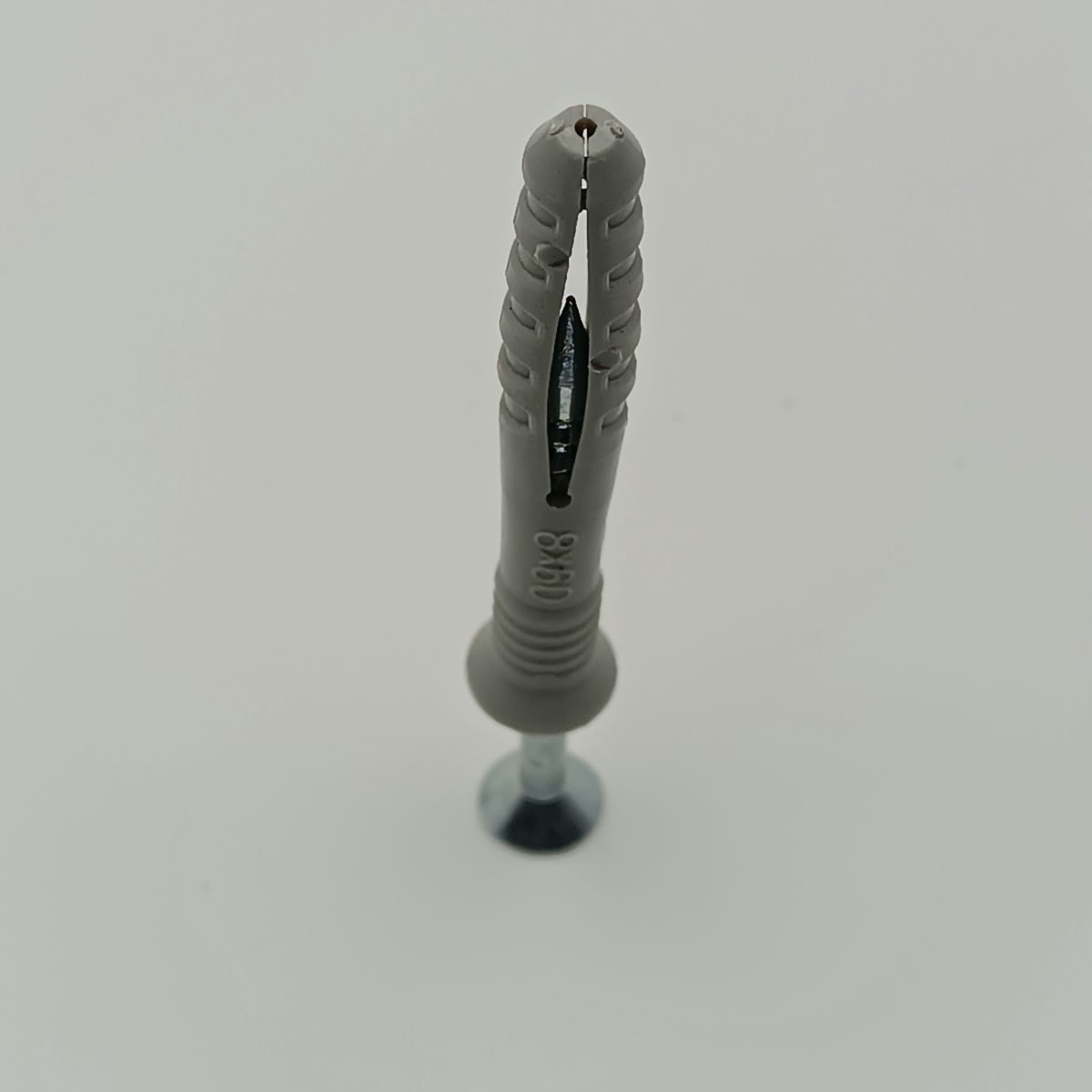 50 TARUGO CLAVO 8 X 60 MM.2
