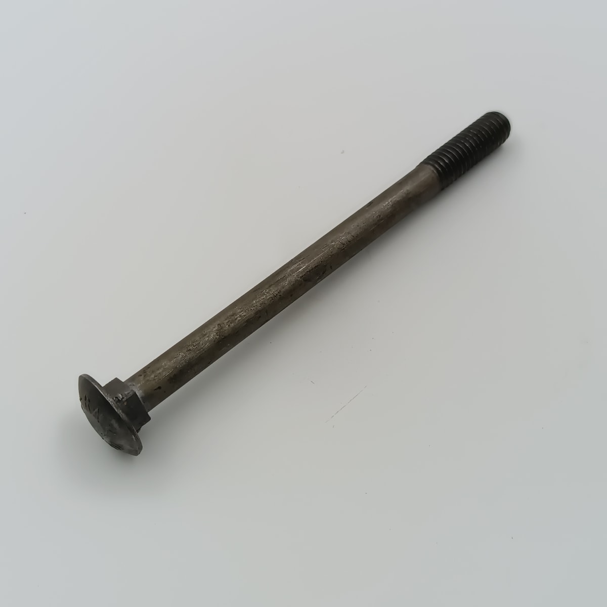 PERNO COCHE GR. 2 1/2-13 X 133