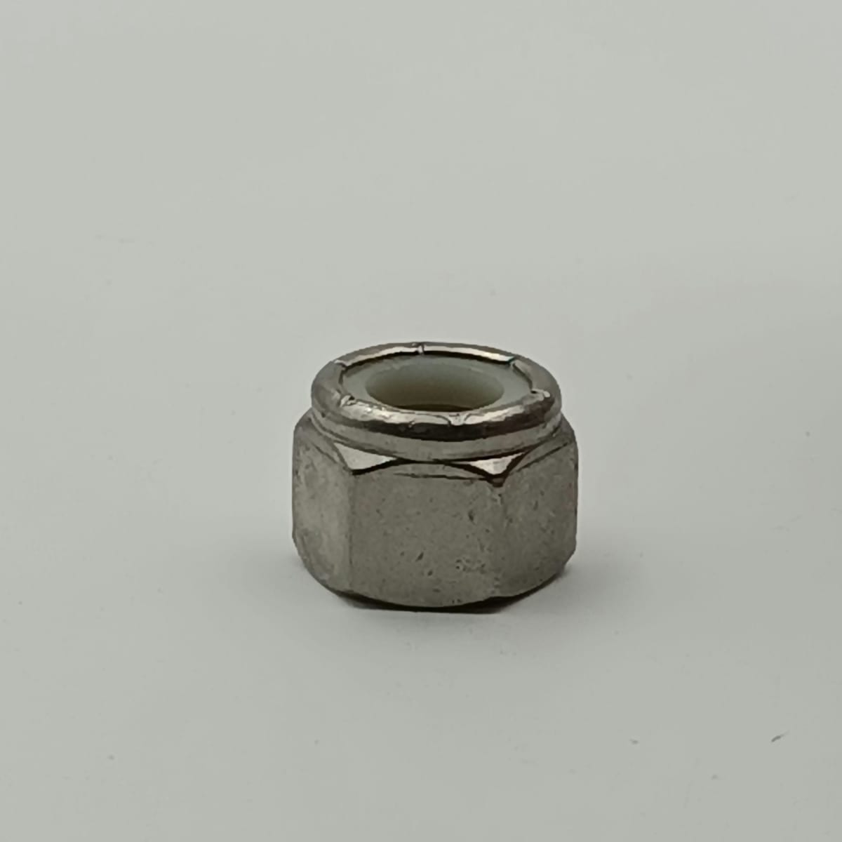 TUERCA CON SEGURO NYLON AISI 304 1/2 - 132