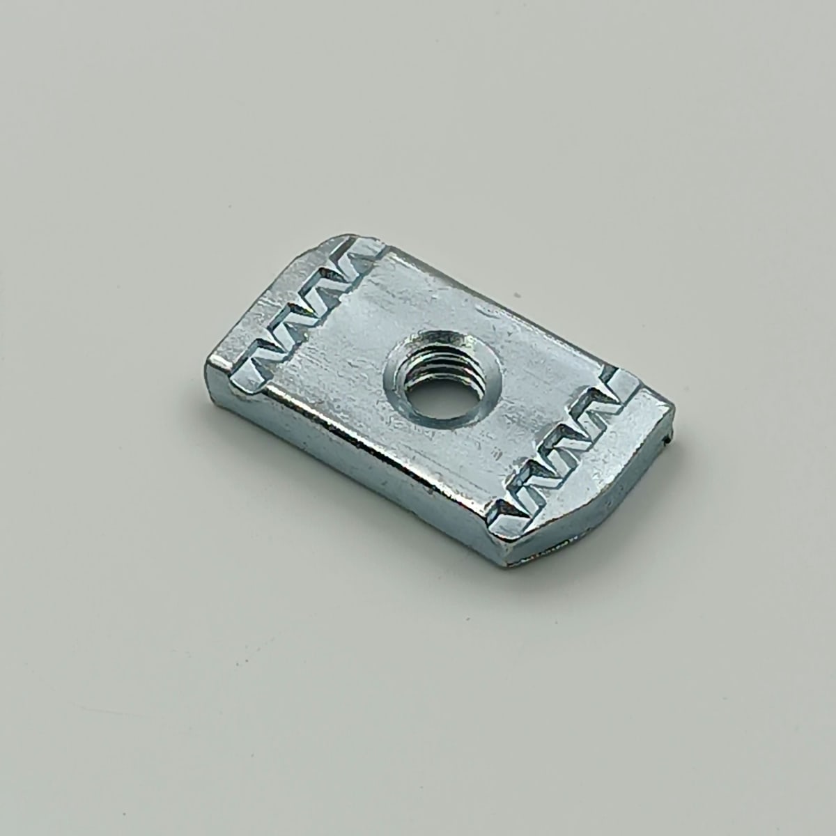 TUERCA RIEL SIN RESORTE CINCADA 3/8-16 ESPESOR 9.2 MM2
