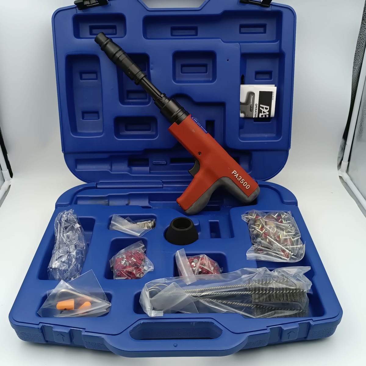 PISTOLA POWERS PA3500, POTENCIA AJUSTABLE CALIBRE .27 CON MALETA2