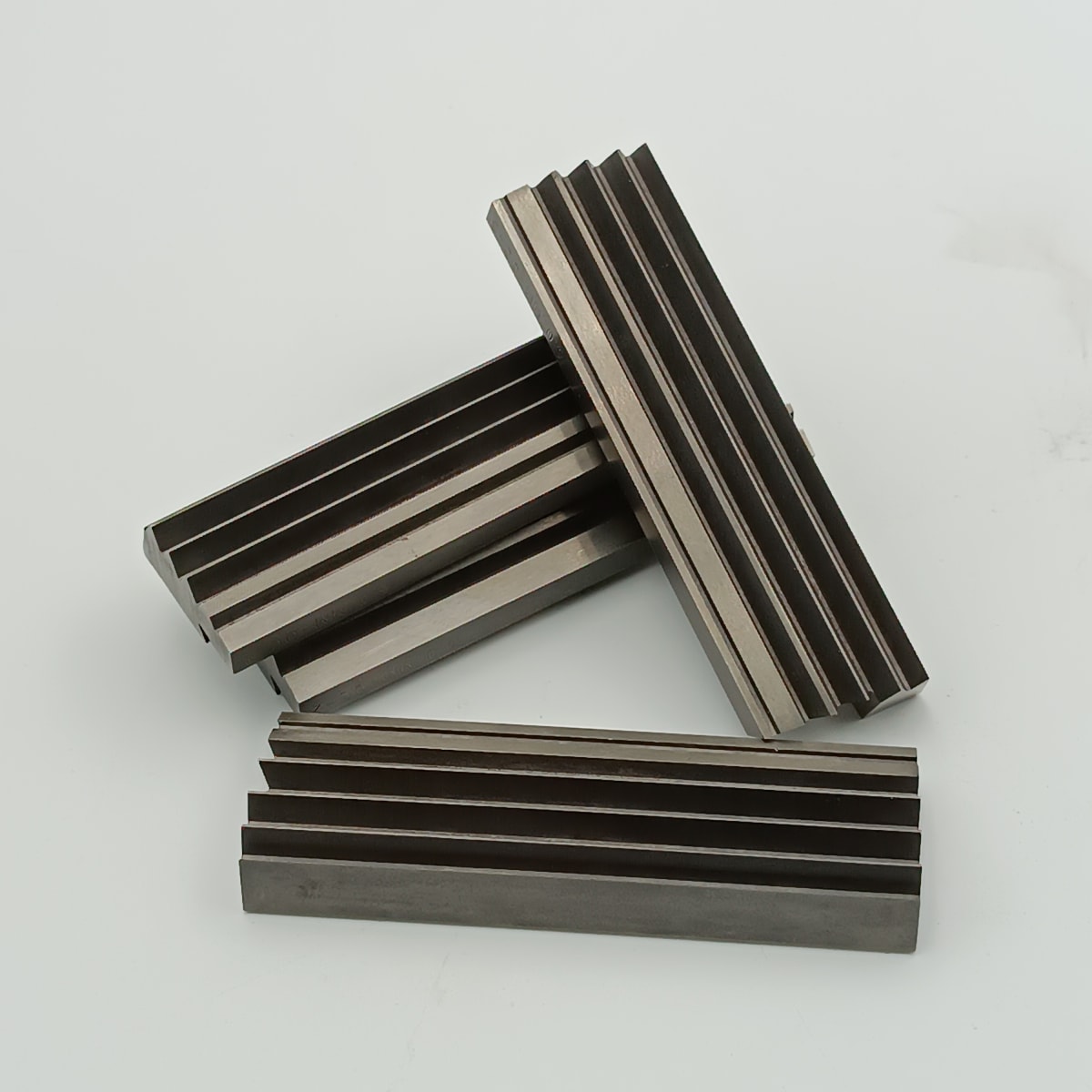 PEINE TANGENCIAL QUALITY AZUL 1-1/4 4 2,5MM 20 SHORT 0