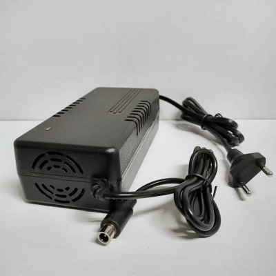 Cargador Para Scooter Xiaomi 36V 2A Modelo Szyb-36-2000 Con Ventilador1