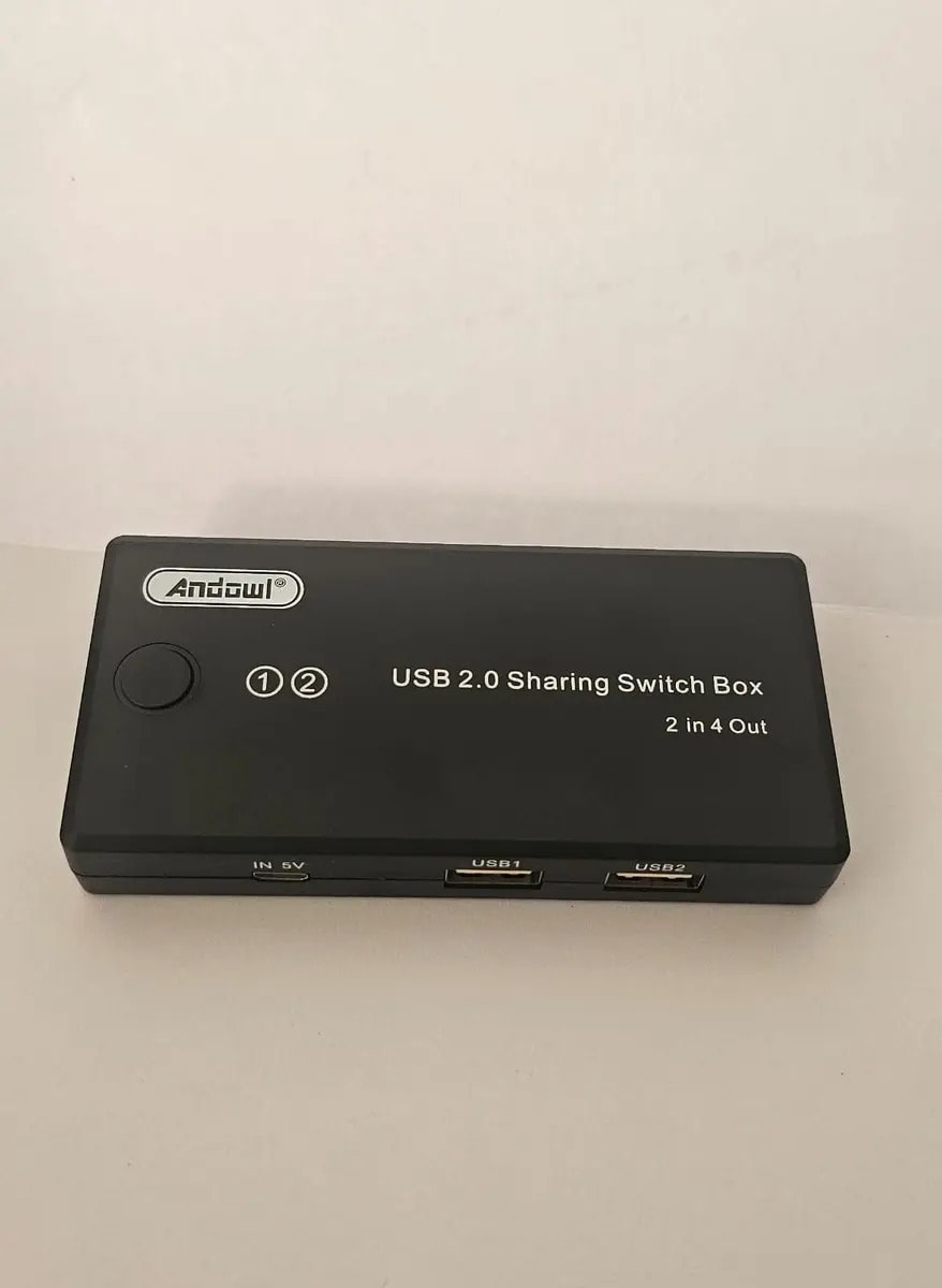 Switch Kvm Conmutador Usb 2.0 2x4 Usb 2 Usb In A 4 Usb Out4