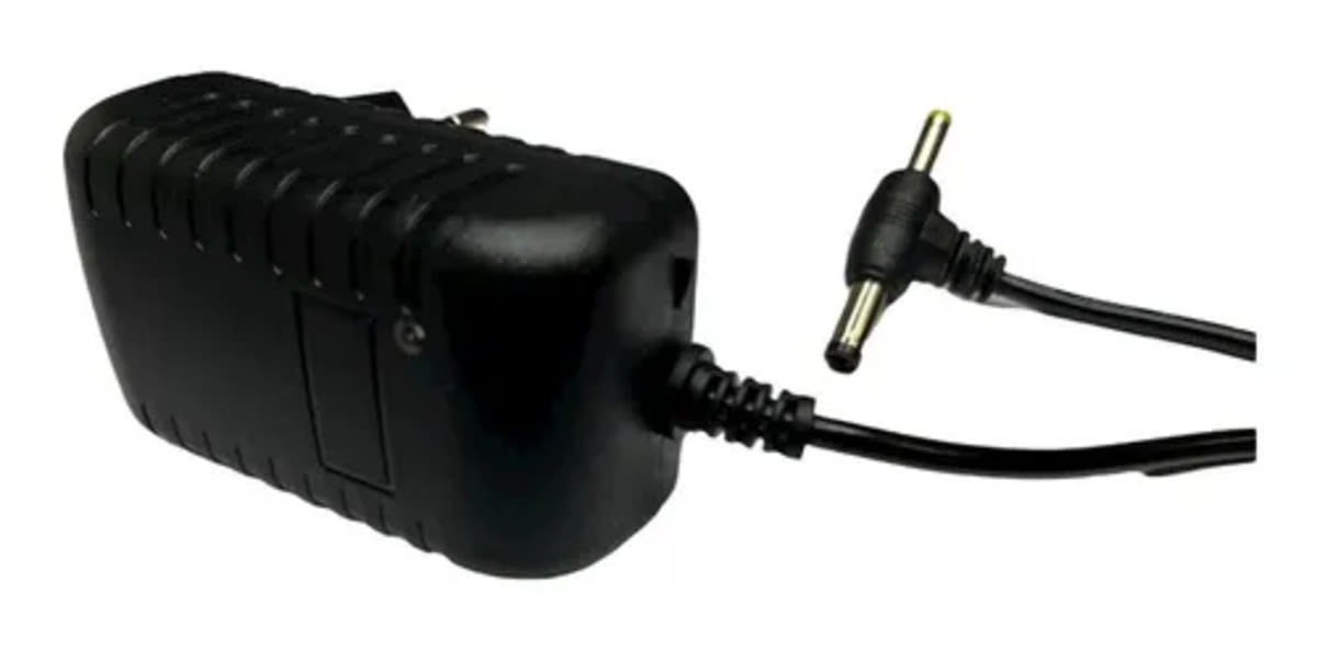 Fuente De Poder 12v/2a 5.5mm X 2.1mm Y 4mm X 2mm2
