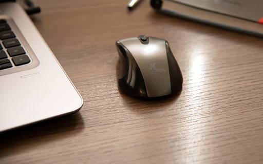 MOUSE INALÁMBRICO XTECH 2.4 GHZ 1600DPI 4 BOTONES XTM-315GY2