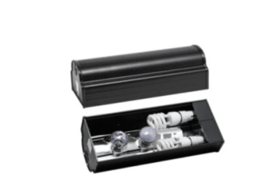 LAMPARA DE ILUMINACIÓN MULTIFUNCIONAL, PARA  4 AMPOLLETAS.