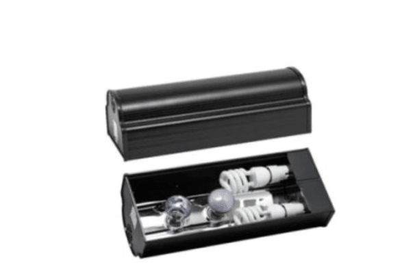 LAMPARA DE ILUMINACIÓN MULTIFUNCIONAL, PARA  4 AMPOLLETAS.1