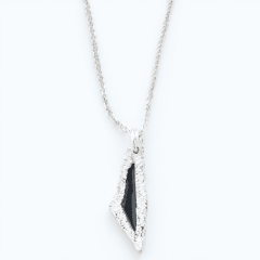 Collar mini mapa Palestina Negro Plateado
