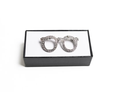 PIN SOLAPA ABR26 LENTES PL1