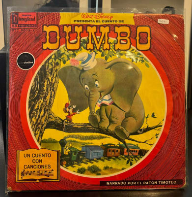 Disneyland - El Cuento de Dumbo1