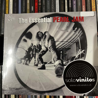 Pearl Jam The Essential Rearwiewmirro CD1