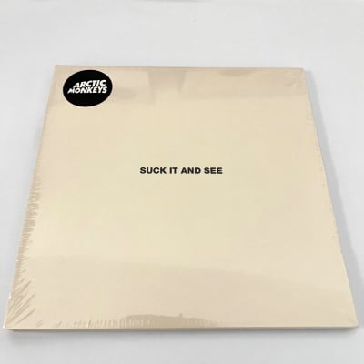 Arctic Monkeys - Suck It And See .  CD1