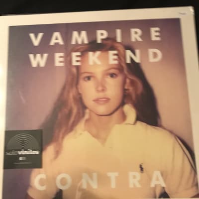 Vampire Weekend Contra1