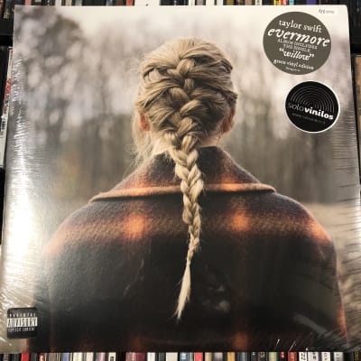Taylor Swift Evermore1
