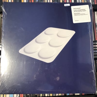 Spiritualized Ladies and gentleman we are floating in space