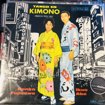 Orquesta Tipica Tokio Tango en Kimono Usado1