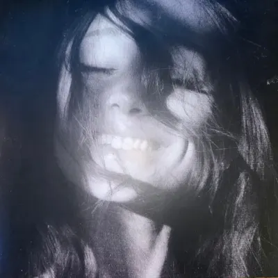Ariana Grande - Petal1