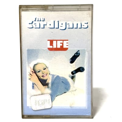 The Cardigans - Life  - Cassette Escuchado1