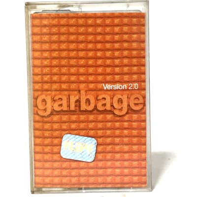 Garbage - Version 2.0 - Cassette Escuchado1