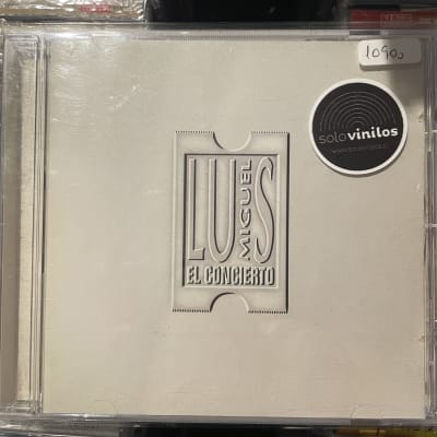 Luis Miguel - En Concierto CD Escuchado1