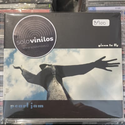 Pearl Jam - Given to fly - CD Escuchado1
