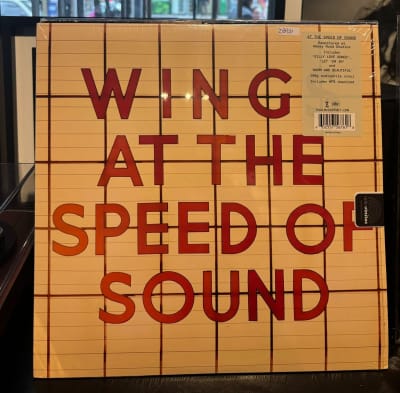 Paul Mccartney - Wing at the Speed of Sound1