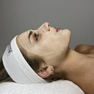 PACK FACIAL LIMPIEZA PROFUNDA + MASAJE RELAJANTE 60 MIN