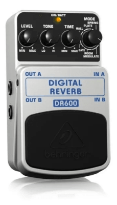 DR600 BEHRINGER Pedal de Guitarra