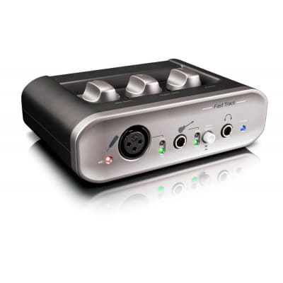 Interfaz Fast Track - Track 24 PRO