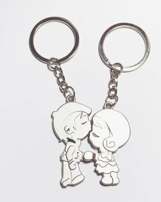 LLAVERO METALICO DOBLE CORAZON ALE-DIC23421