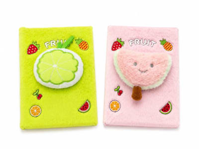 Libreta peluda con frutas kawaii 3D1