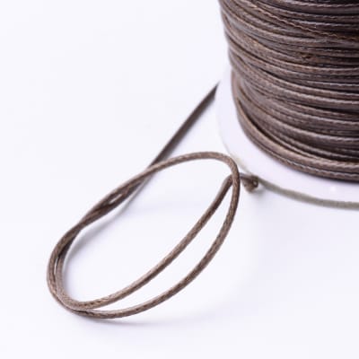 HILO DE POLIESTER ENCERADO 3MM PIEL DE SERPIENTE COCO MARRON 40MT1