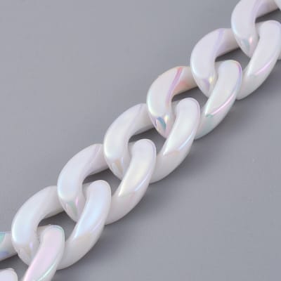 CADENA ACRILICA BLANCO NACARADO 18X132