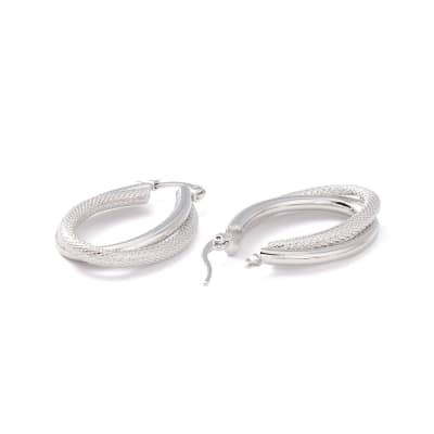 PENDIENTES B/PLATINO HUGGIE FORMA X TEXTURIZADO 35X22MM1