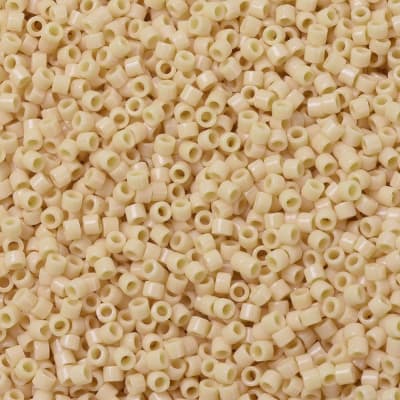 MOSTACILLA MIYUKI DELICA GR PEAR OPAQUE #1131