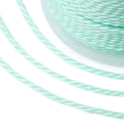 HILO DE POLIESTER ENCERADO TAIWAN 1.0MM VERDE PALIDO1