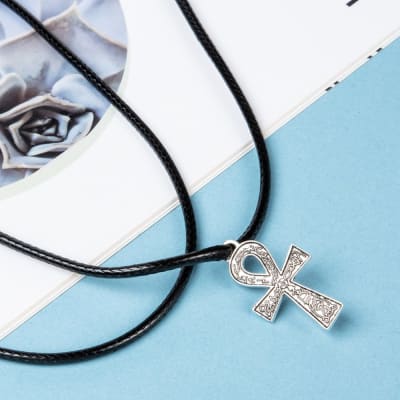 HILO DE POLIESTER ENCERADO 3MM PIEL DE SERPIENTE NEGRO1