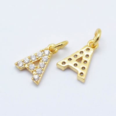 COLGANTE B/ORO INICIAL CON ZIRCONES A 8X7MM