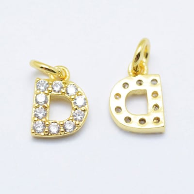 COLGANTE B/ORO INICIAL CON ZIRCONES D 8X7MM