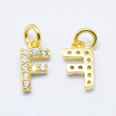 COLGANTE B/ORO INICIAL CON ZIRCONES F 8X7MM1