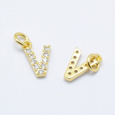 COLGANTE B/ORO INICIAL CON ZIRCONES V 7X8MM
